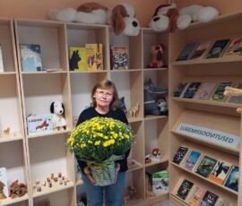 Ahula ja Albu raamatukoguhoidja Kaja Leidtorpi 35 tööaasta täitumine