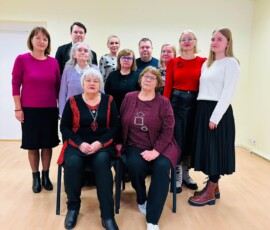 Päinurme pikaaegse raamatukoguhoidja Mall Lavrikovi pensionile saatmine detsember 2023.