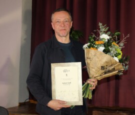 Kirjanduslik oaas 2026 - 49. A. H. Tammsaare nimelise Järva valla kirjanduspreemia laureaat Indrek Koff.